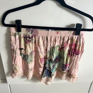 SOMA Cool Nights Lace Trimmed Floral Pajama Shorts-MEDIUM